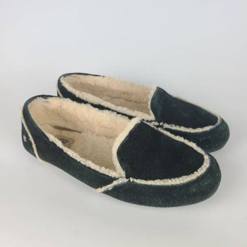 UGG Womens Loafer Flat Shoes Black Moc Toe Shearling Sheepskin Slip Ons 7