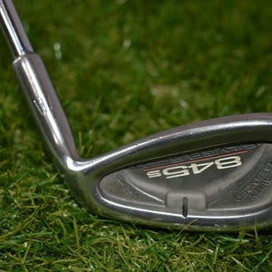Tommy Armour	8845 Silver Scott	9 Iron	Right Handed	36"	Graphite	Stiff	New Grip