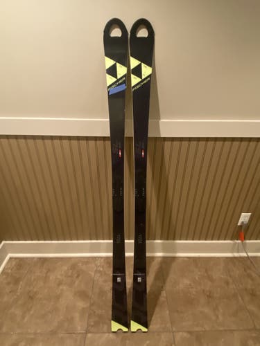 Men's Fischer RC4 World Cup SL Skis
