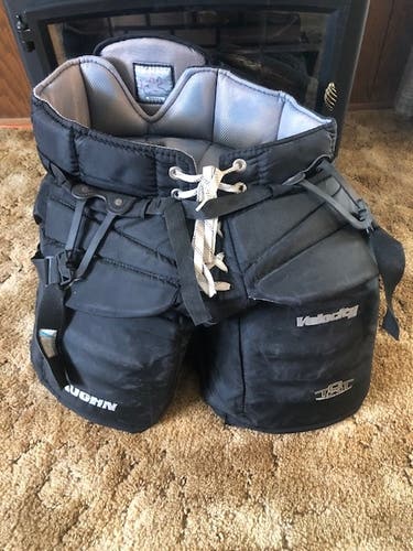 v6 2000 pro Vaughn Hockey Goalie Pants Senior
