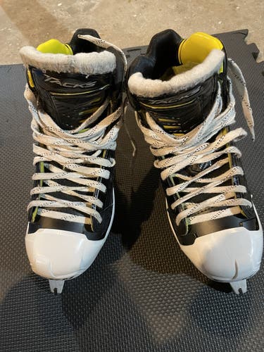 Used CCM Regular Width  Size 7.5 Tacks 6092 Hockey Goalie Skates
