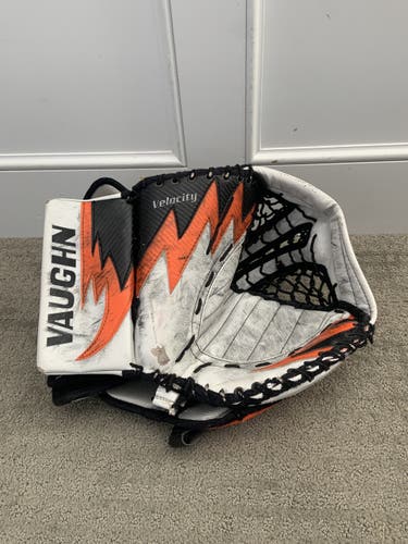 White Used Regular  Velocity 7406 Glove