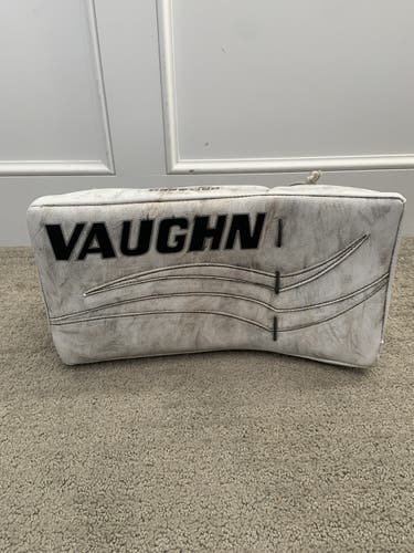 White Used Regular V6 2000 Pro Blocker