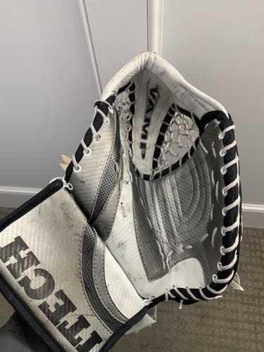 White Used Regular Vamp Glove