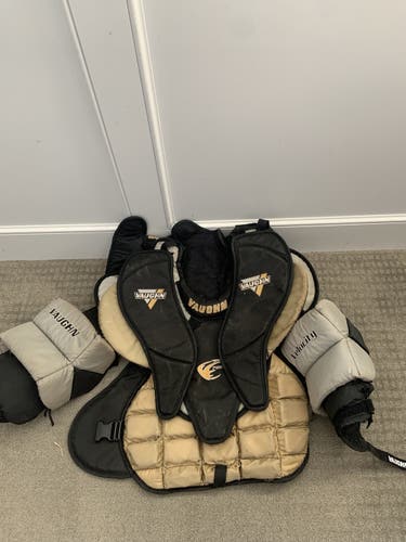 Senior Medium Vaughn  7000 Goalie Chest Protector