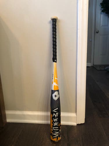 Bat Used USSSA Certified DeMarini Composite Vexxum (-10) 20 oz 30"