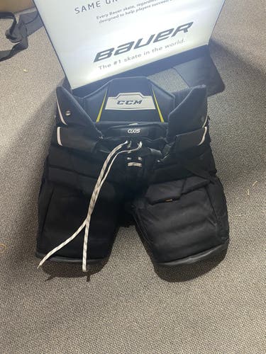 Ccm axis goalie pants Large