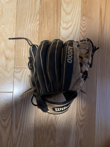 Wilson A2000 11.75”