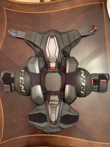 Used Junior Large CCM  JetSpeed FT1 Shoulder Pads