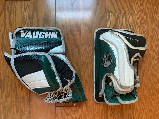 Goalie glove and blocker 7070