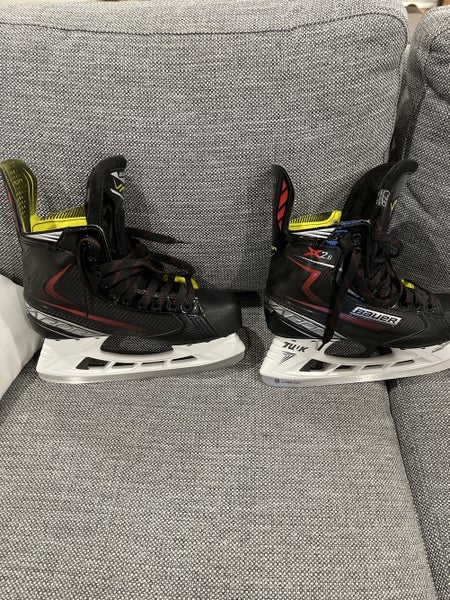 Senior Bauer Regular Width Size 7.5 Vapor X2.6 Hockey Skates