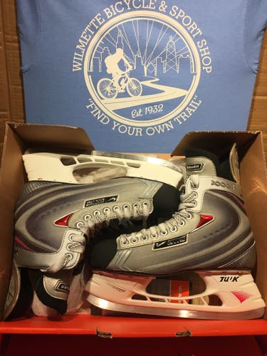 NIB Bauer Vapor XXXX Size 11 Skates