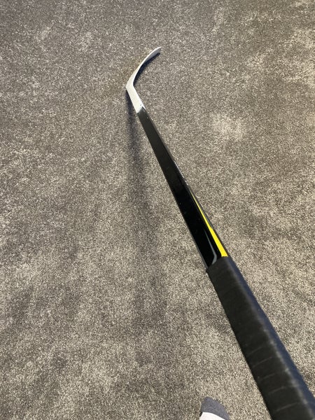 New Easton Stealth S19 Heatley 85 Left Handed Hockey Stick - Mid Curve -  Grip