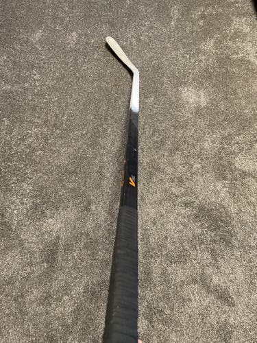 Sheldon Souray Pro Stock Senior Left Hand Heel Pattern Easton V9E Hockey Stick