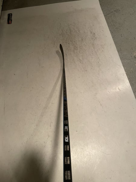 Senior Bauer Mid Pattern Nexus 2N Pro Hockey Stick