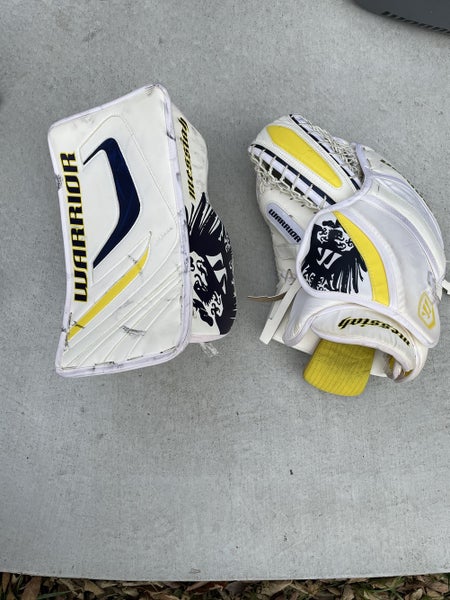 Warrior Messiah Pro Hockey Goalie Blocker Catcher Senior Glove Navy full right