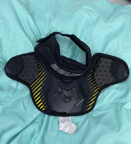 Used Bauer Supreme S18 Senior Goalie Neck Guard
