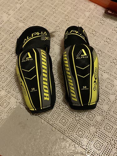 New Senior Large Warrior  Alpha QX4 Elbow Pads