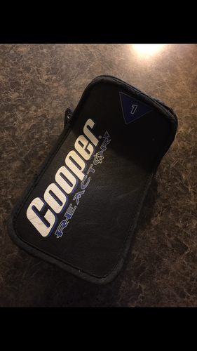 VINTAGE COOPER REACTOR  GOALIE BLOCKER RIGHT  HAND