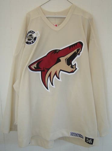 Phoenix Coyotes unnumbered CCM Center Ice practice jersey sand/tan size 56 (non-goalie cut) 2003-13