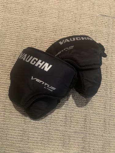 Vaughn goalie knee cups