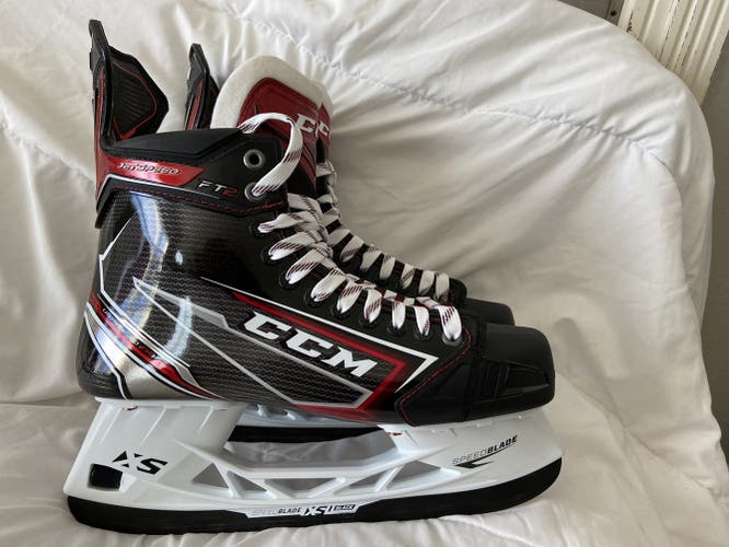 New CCM JetSpeed FT2 Regular Width  Size 10 JetSpeed FT2 Hockey Skates