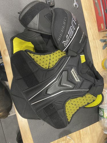 Senior Extra Large Bauer Supreme S190 Shoulder Pads