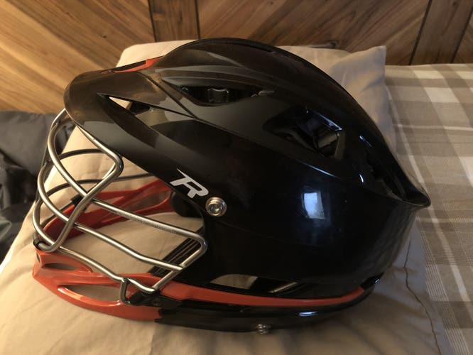 Black Helmet New Youth Player's Cascade R
