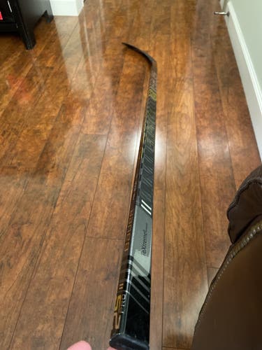 Used Bauer Supreme 2S Pro Right P88 87 Flex Grip - 9927
