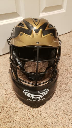 Black Helmet Used Youth Goalie Cascade CPV-R