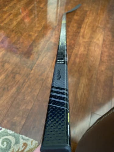 Used Bauer Supreme 2S PRO Pro Stock Right P88 87 Flex Grip - 15039
