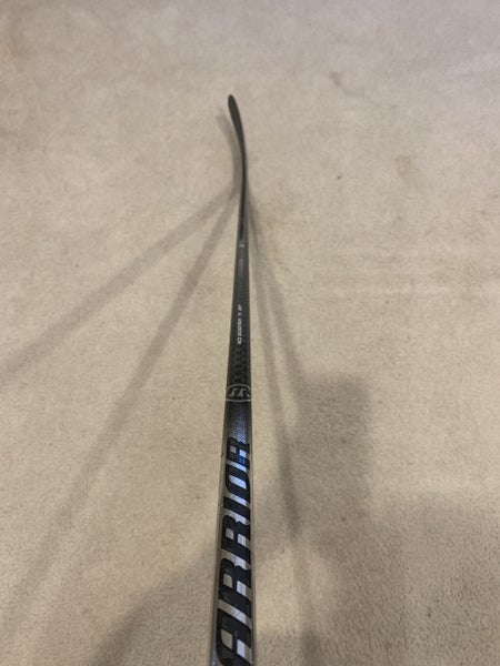 Senior Right Handed Mid Pattern Alpha DX Hockey Stick