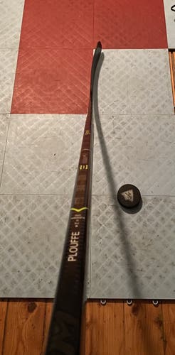 Senior Left Hand Mid Pattern Pro Stock RibCor Trigger 3D PMT Hockey Stick