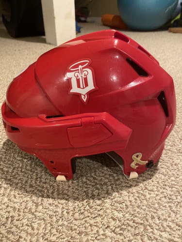 Game Used Dubuque Fighting Saints Medium CCM Pro Stock Vector V10 Helmet