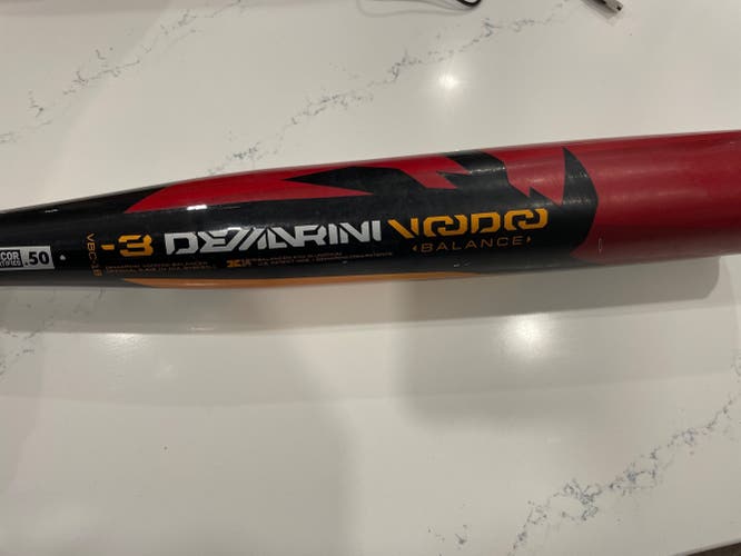 Demarini Voodoo BBCOR Certified Alloy (-3) 29 oz 32" Voodoo Balanced Bat