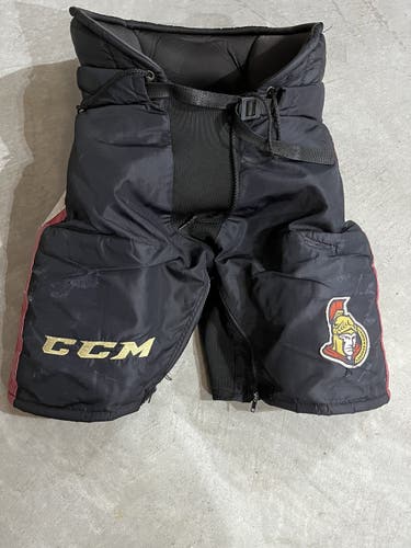 CCM HOCKEY PANTS PRO STOCK HP 70 OTTAWA Size M