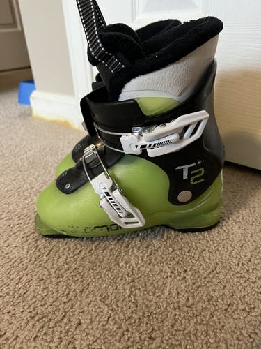 Mondo 18 & mondo 18.5 (225-234mm) Used Salomon Ski Boots