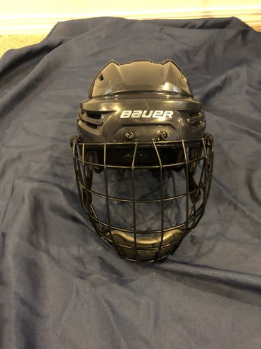 Blue Used Medium Bauer  Re-Akt Helmet
