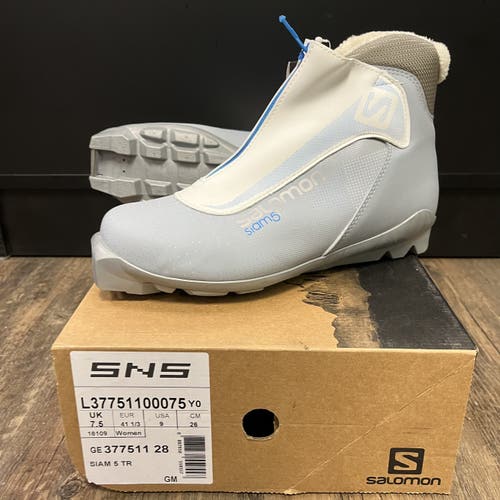 Classic Size 9.0 (EUR 41 1/3) New Salomon Siam 5 TR Cross Country Ski Boots