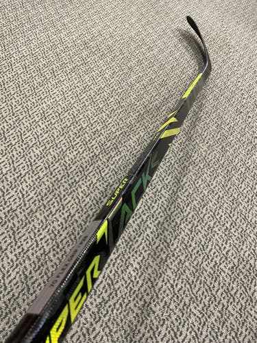 CCM AS4 Pro 70 Flex P28 right hand stick