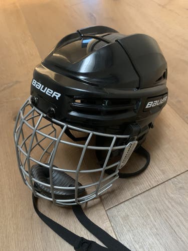 Bauer Prodigy IMS 5.0 Helmet Combo Black Youth small Used