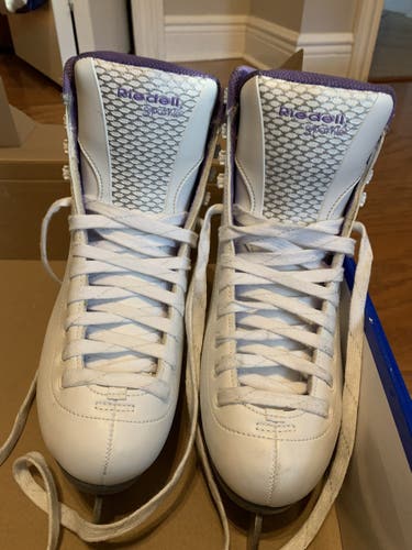 Reidell Women’s Figure Skates