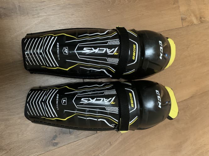 Junior CCM Tacks 3092 Shin Pads