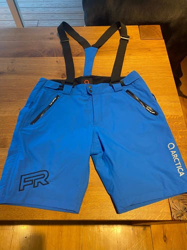 ARCTICA (LIKE NEW) Blue 2.0 Slide Zip Shorts (LARGE) - Never worn