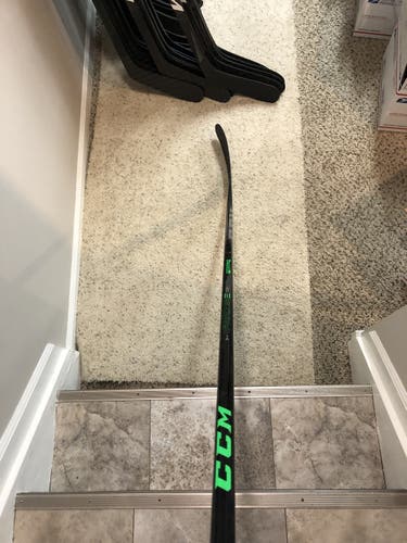 NEW RH CCM Ribcor Team Stick Senior P28 75 Flex
