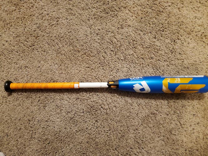 Bat Used 2021 DeMarini Composite CF (-10) 20 oz 30"