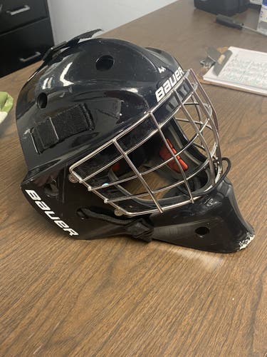 Black Used Bauer NME 9 Goalie Mask