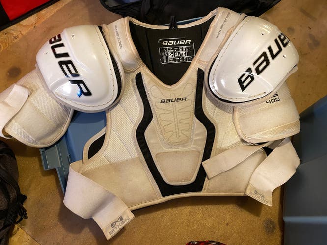 Used Extra Large Bauer Nexus 400 Shoulder Pads