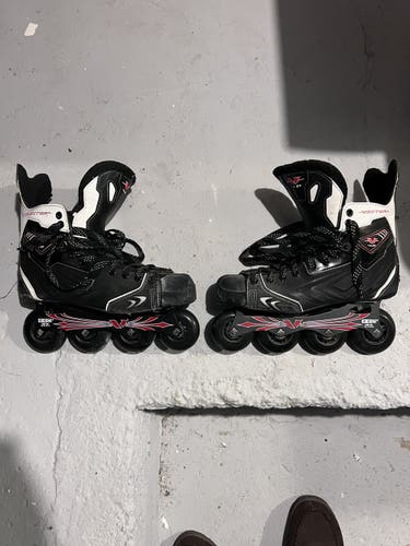 CCM vector 4.0 roller hockey skates