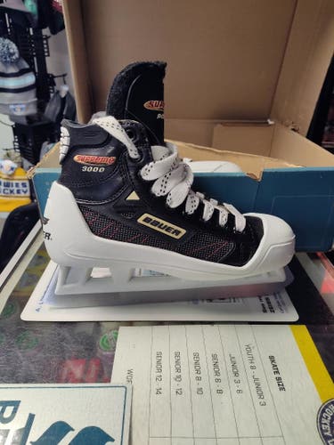Hockey Goalie Skates Junior New Bauer Supreme 3000 Regular Width Size 3